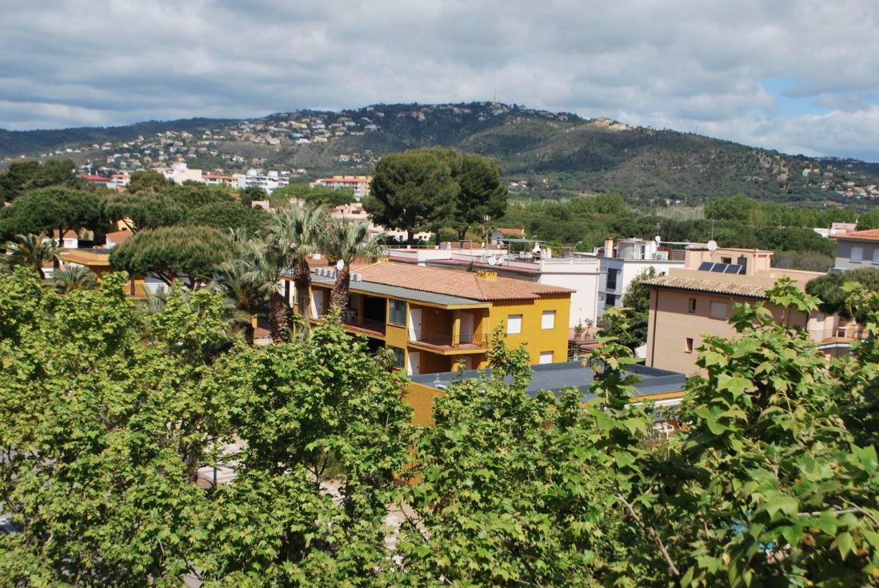 Apartamentos Les Palmeres Platja d'Aro Eksteriør bilde