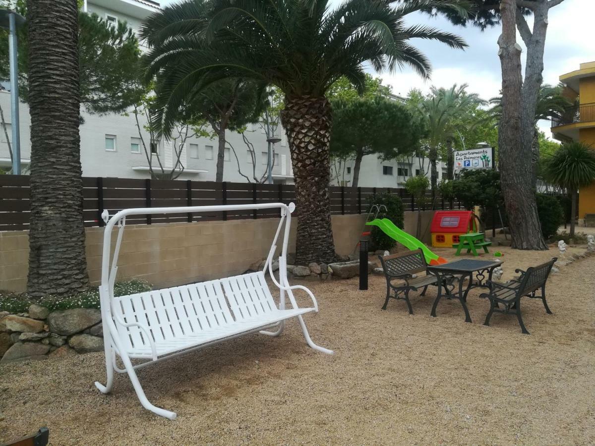 Apartamentos Les Palmeres Platja d'Aro Eksteriør bilde